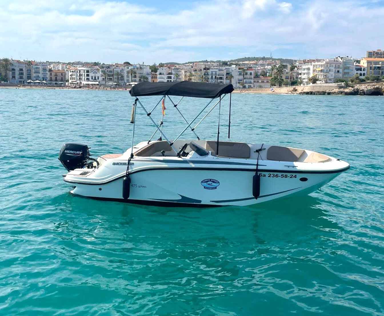 Alquiler de barcos sin titulación en sitges 